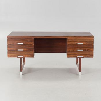 An "EP 401" writing desk, designed by Kai Kristiansen for Feldballes Møbelfabrik in Denmark, 1960/70s.