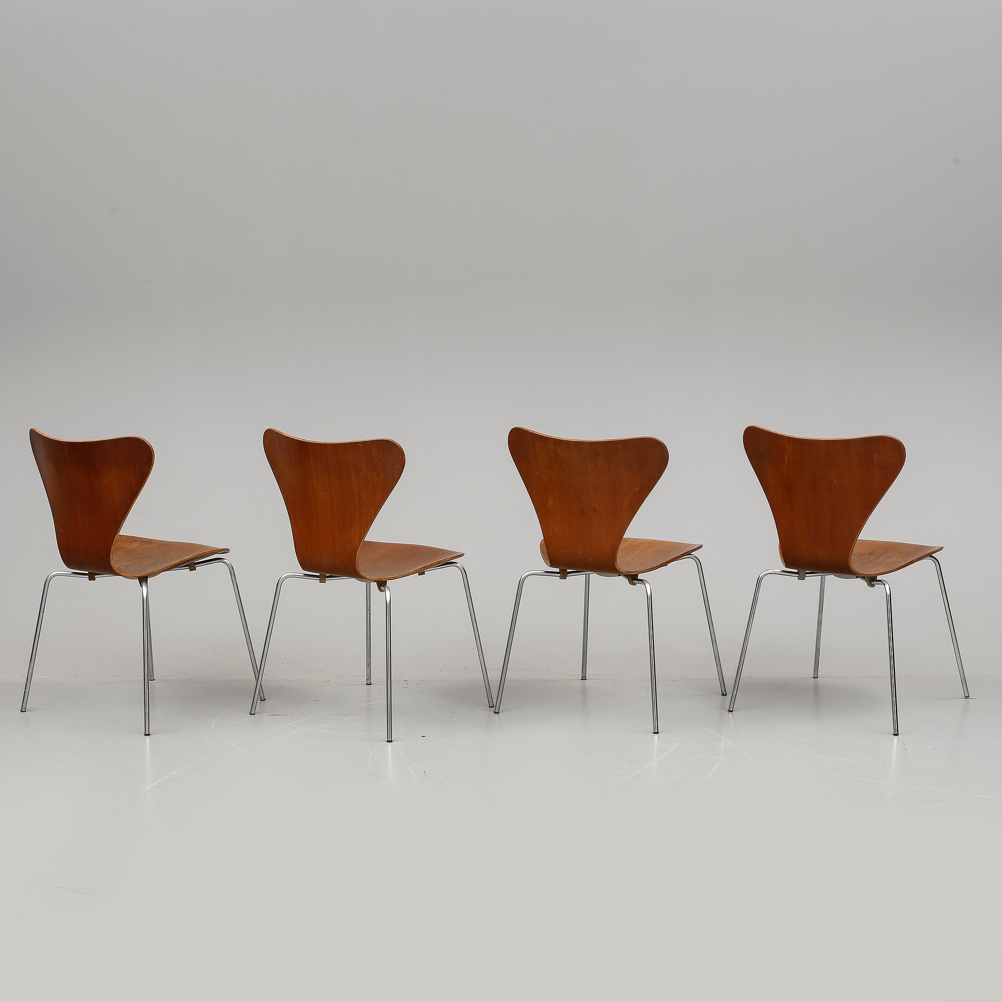 STOLAR, 4 st, "Sjuan", Arne Jacobsen för Fritz Hansen, 1967.
