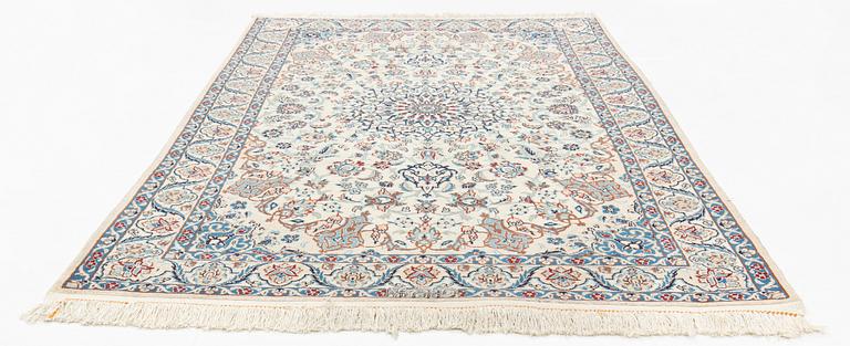 Matta Old, Nain, part silk, 9 LAA, ca 203 x 127 cm.