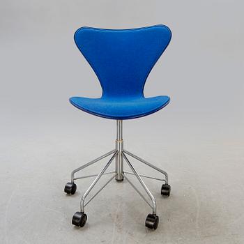 Arne Jacobsen, a Sjuan desk chair for Fritz Hansen Denmark 1989.