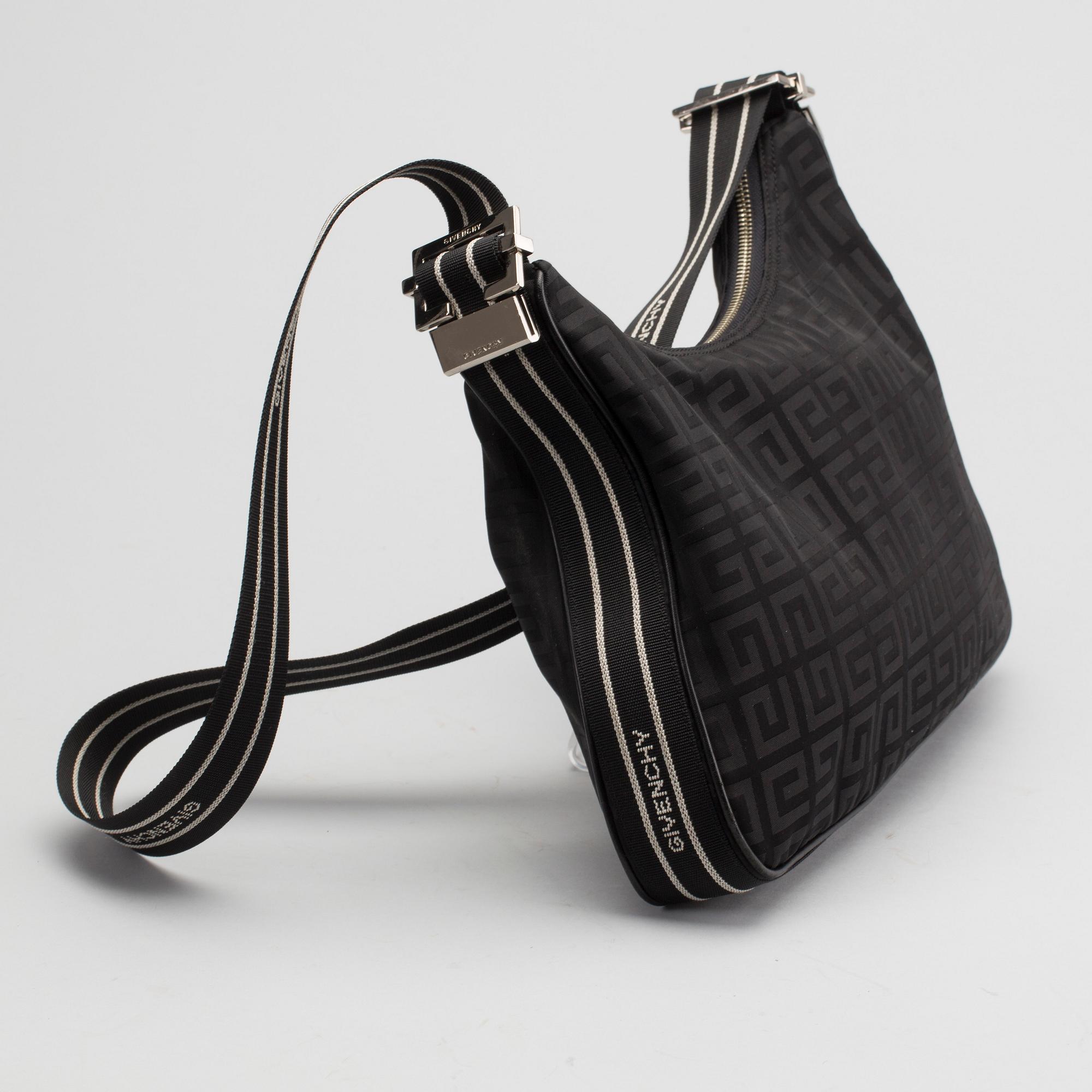 HALSDUK SAMT VÄSKA, Givenchy.