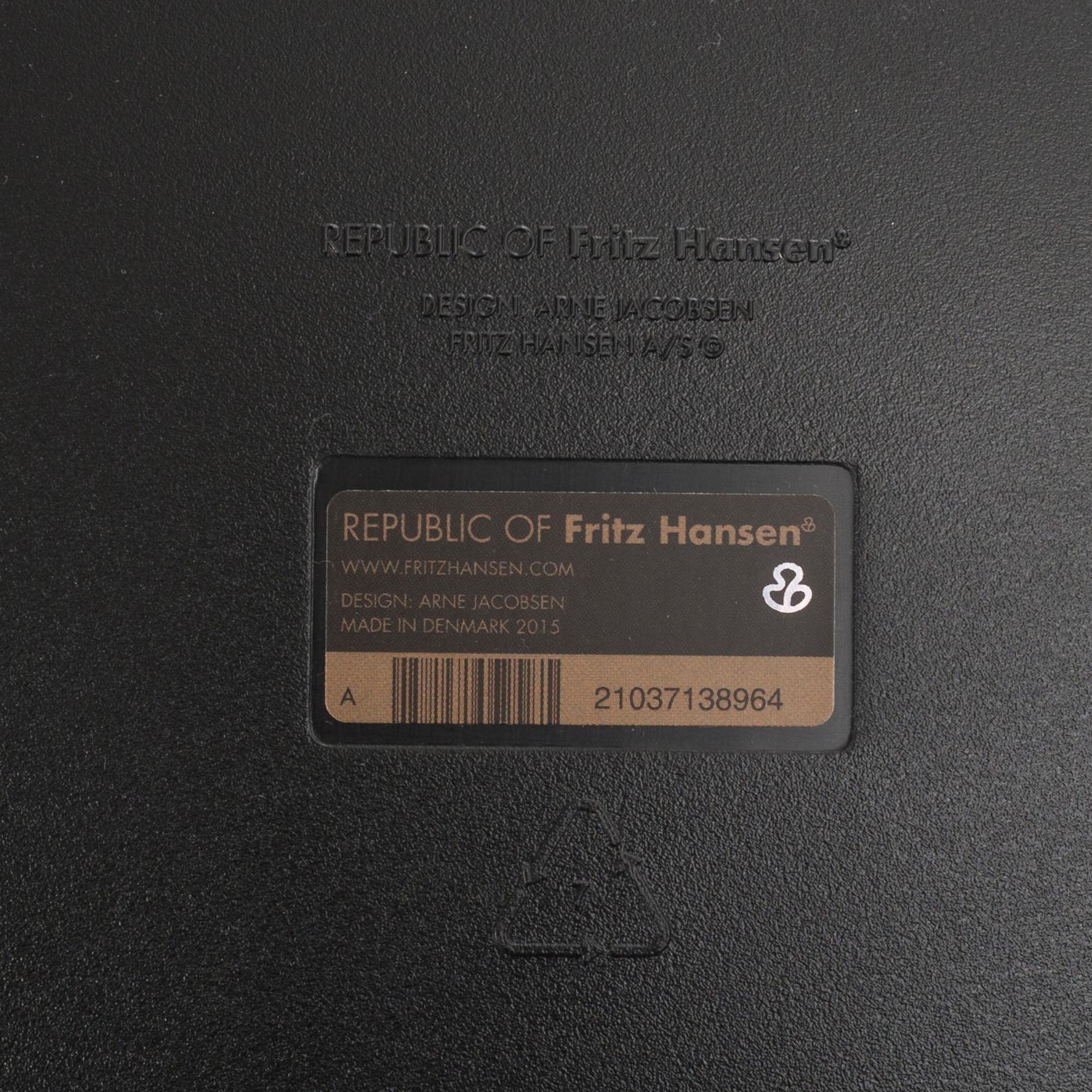 SIX ARNE JACOBSEN CHAIRS "DROPPEN" FOR FRITZ HANSEN.