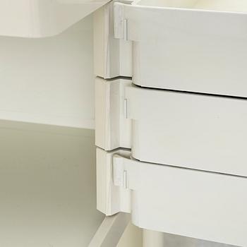 Joe Colombo, a 'pair of 'Boby' plastic chest of drawers, Bieffeplast, Padova, Italien.