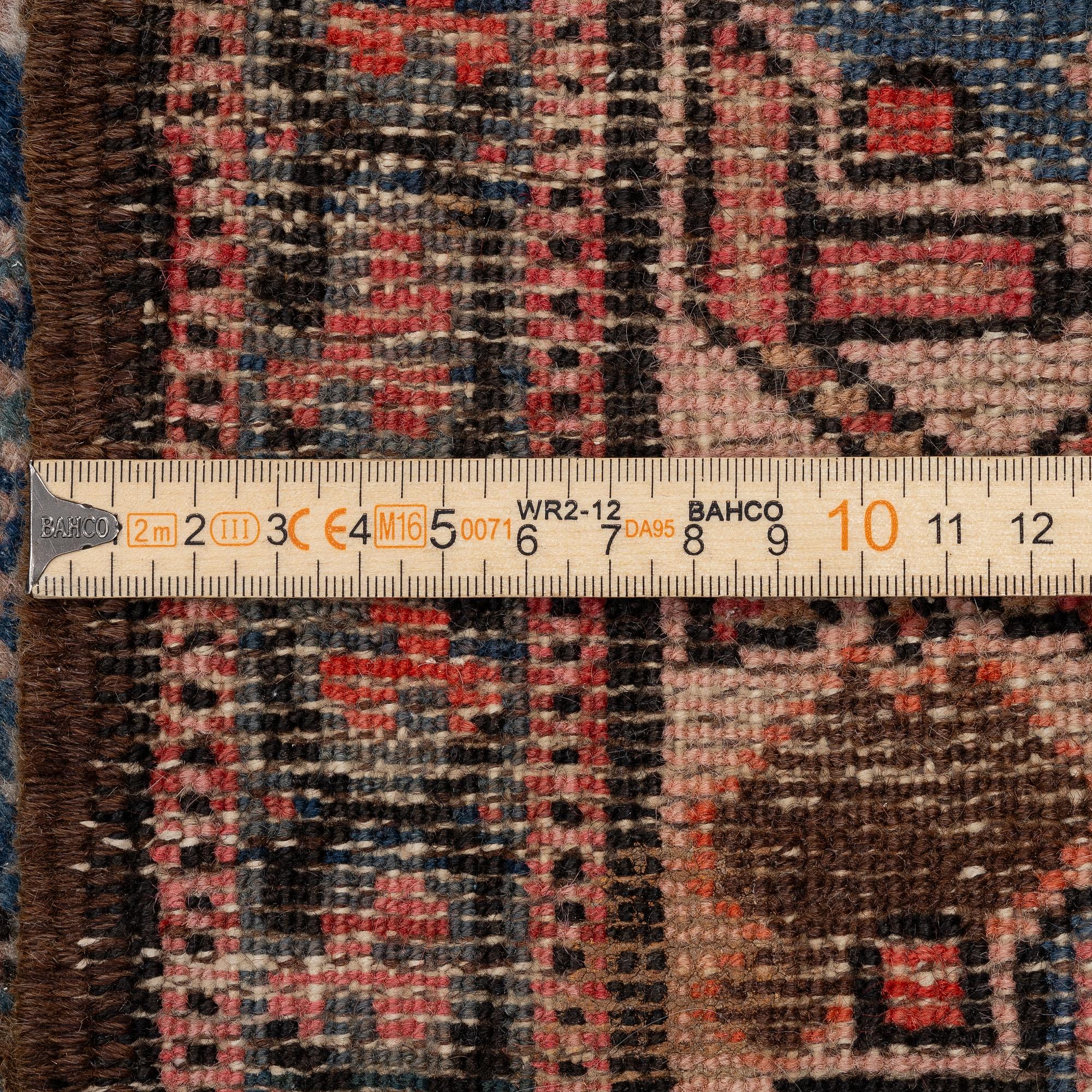 Gallery carpet, Caucasian, approx. 392 x 105 cm.