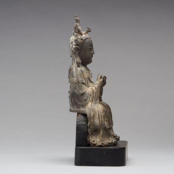 GUANYIN, brons. Mingdynastin (1368-1644).