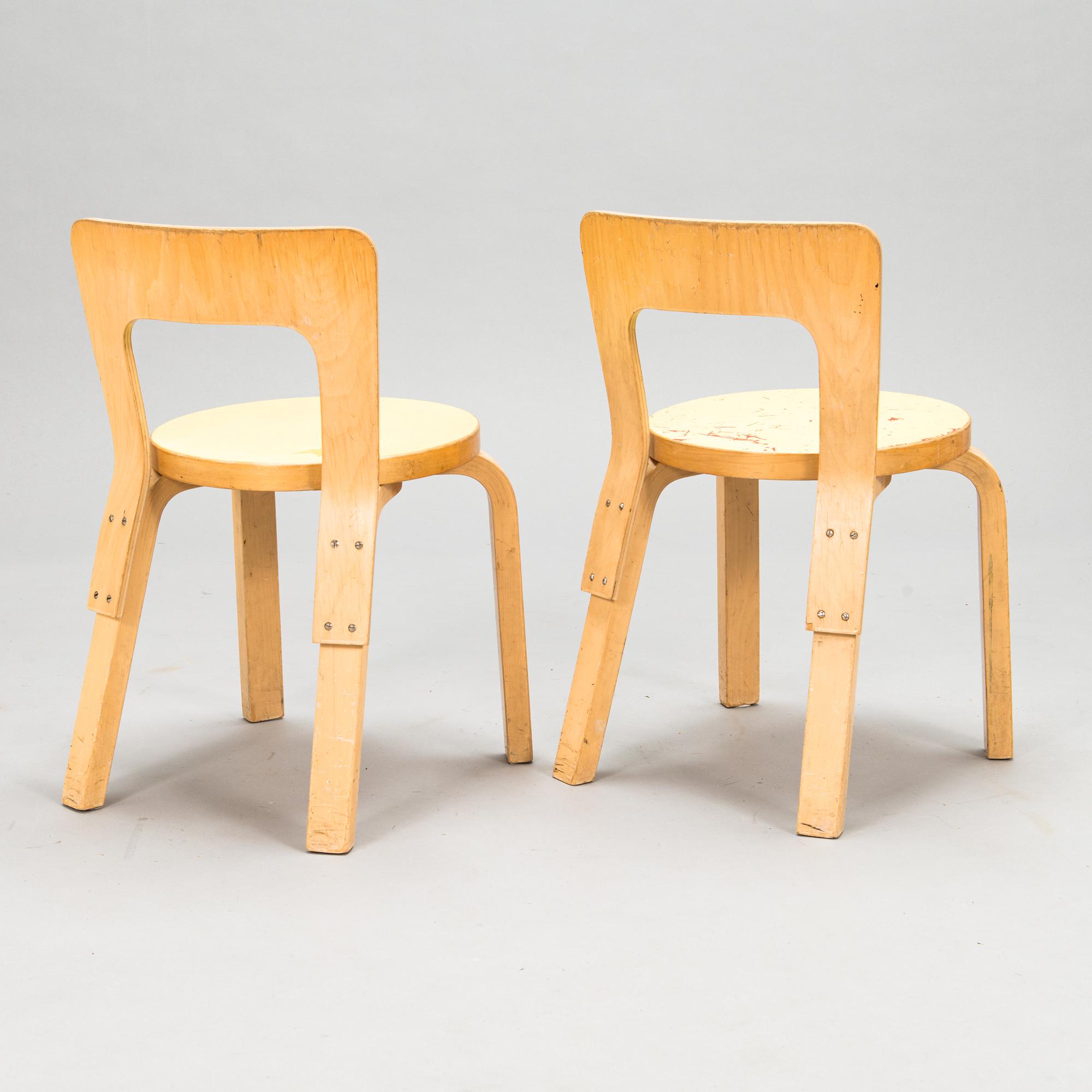 Alvar Aalto, two 'N65' children's chairs for Artek.