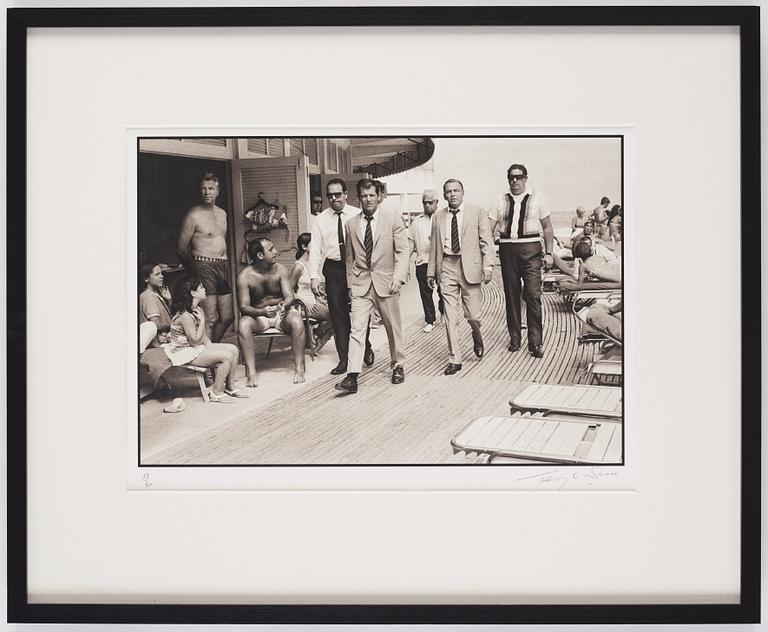 Terry O'Neill, 'Frank Sinatra, Miami Beach, 1968'.