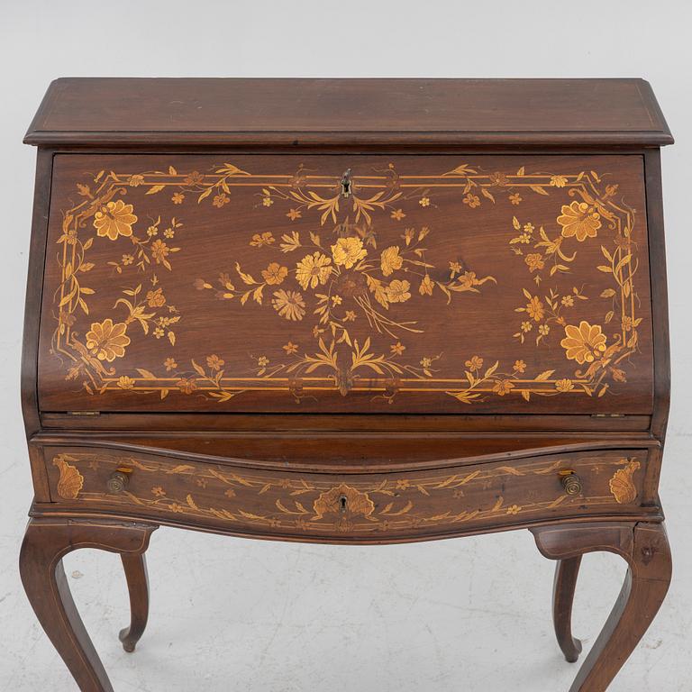 Secretary, Rococo style, 20th century.