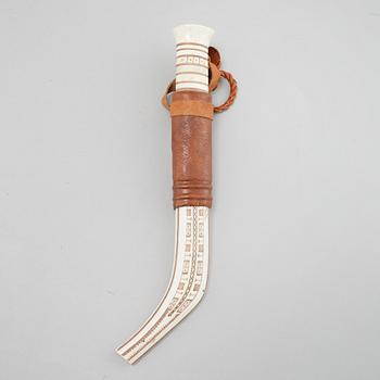 A knife by Svante Larsson, signed.