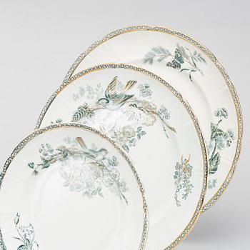 A set of circa 66 pcs porcelain service, "Wexio guld" Gustavsberg.