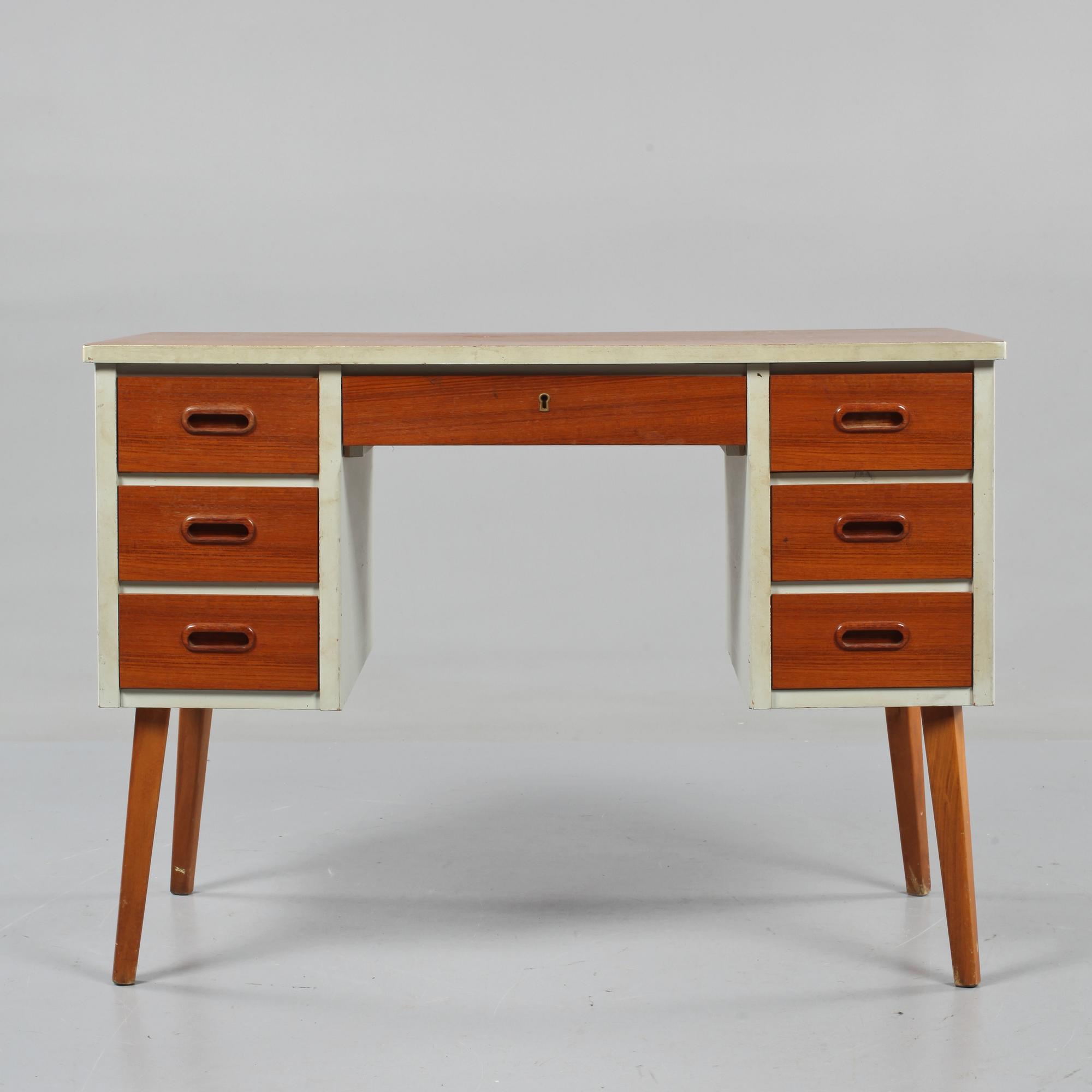 SKRIVBORD, 1950/60-tal.