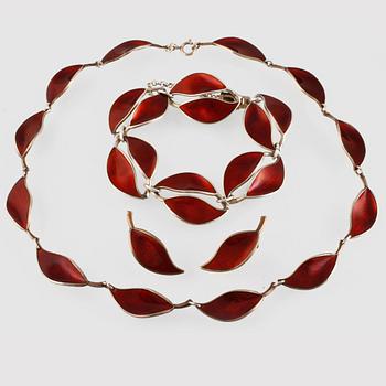 GARNITYR, 3 delar, sterlingsilver samt emalj, David Andersen, Oslo. Vikt 53,5 gram.