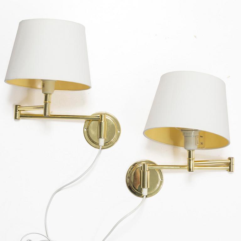 A pair of wall lamps, a pair, late 20th Century.