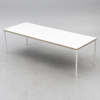 Mika Tolvanen, dining table "Base", Muuto,