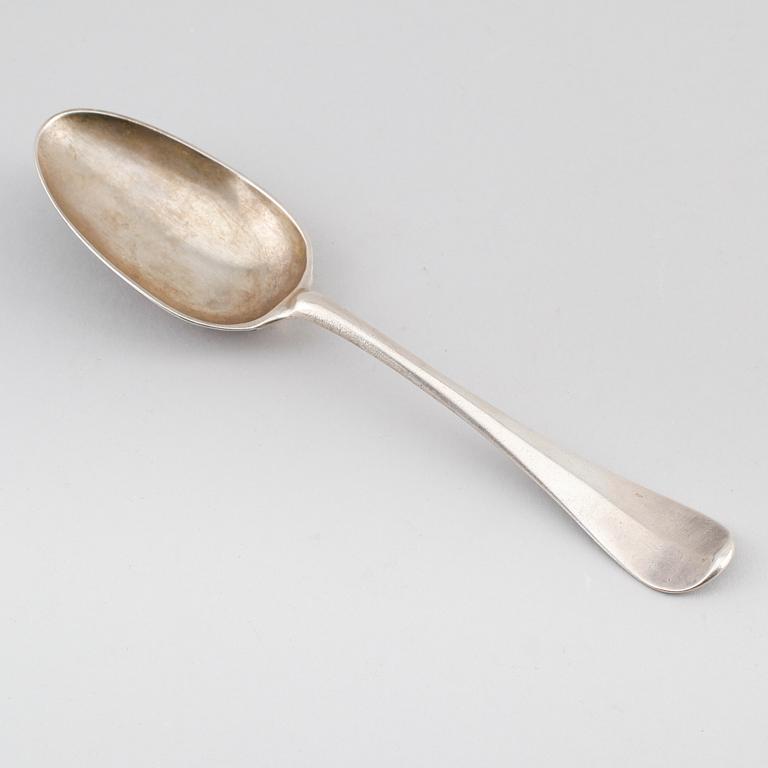 MATSKED, silver, Carl Beck, Stockholm 1723. Vikt ca 67 gram.