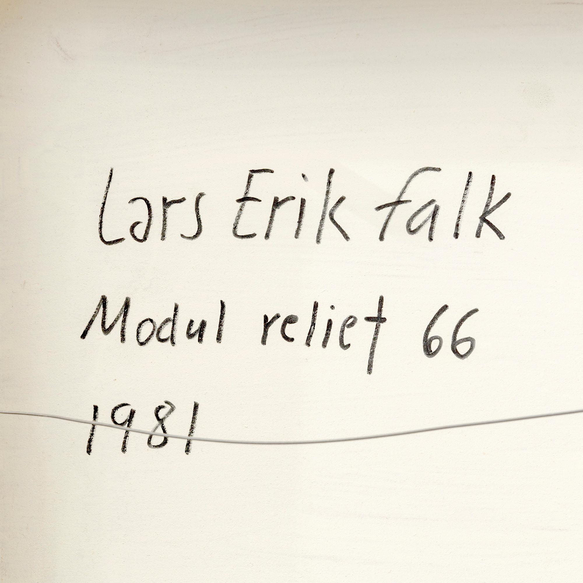 Lars-Erik Falk, relief signerad och daterad 1981.