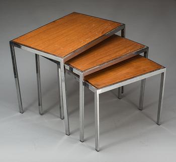 SATSBORD, 3 delar, 1900-talets andra hälft.