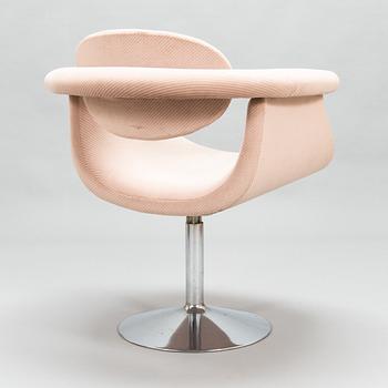 Eero Aarnio, a 1980's 'Captain's chair' for Asko.