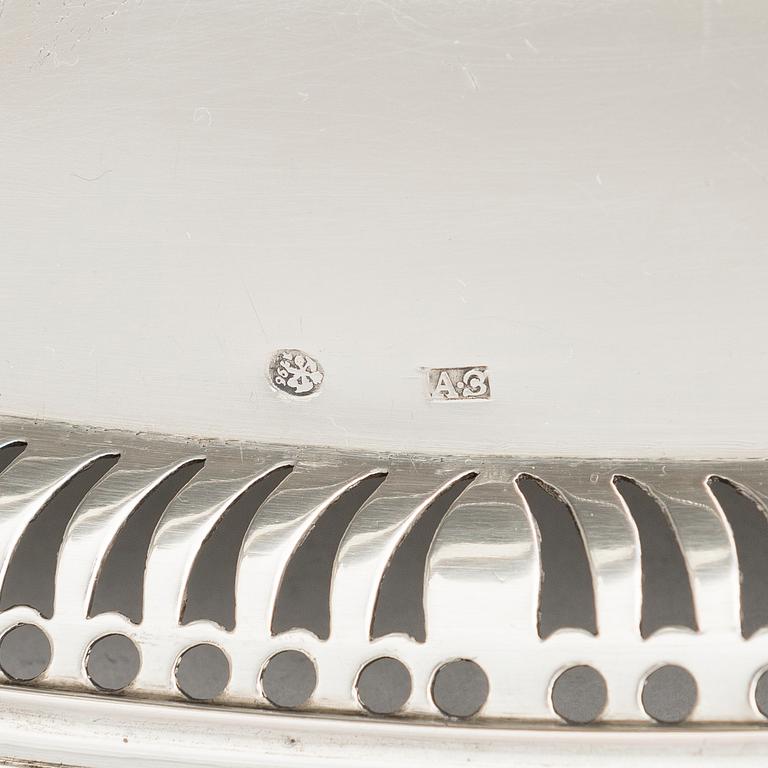 BRICKA, silver, S:t Petersburg, 1796, oidentifierad mästarstämpel.