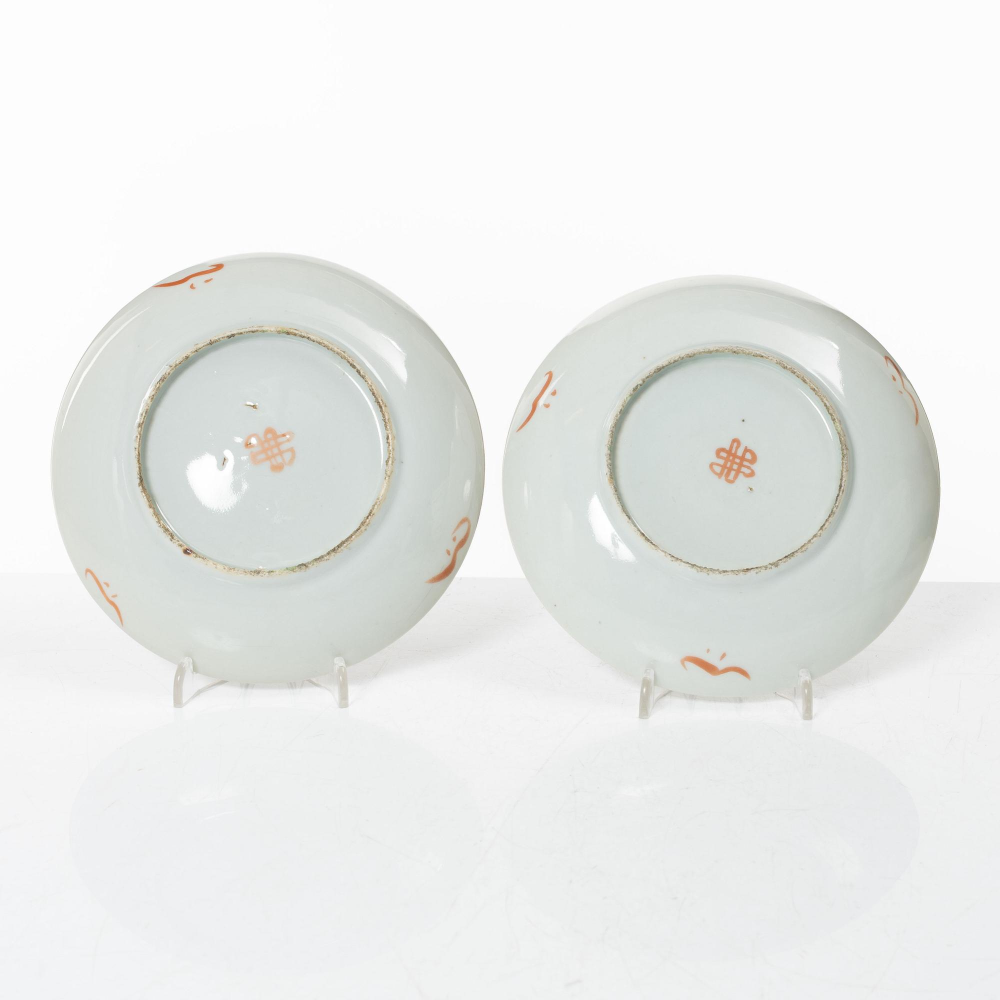 Skålar, sex stycken samt fat, sex stycken, porslin, Kina, sen Qingdynasti / 1900-tal.