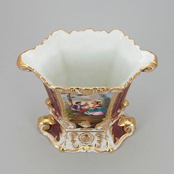 VAS, porslin, Ryssland, 1800-tal.