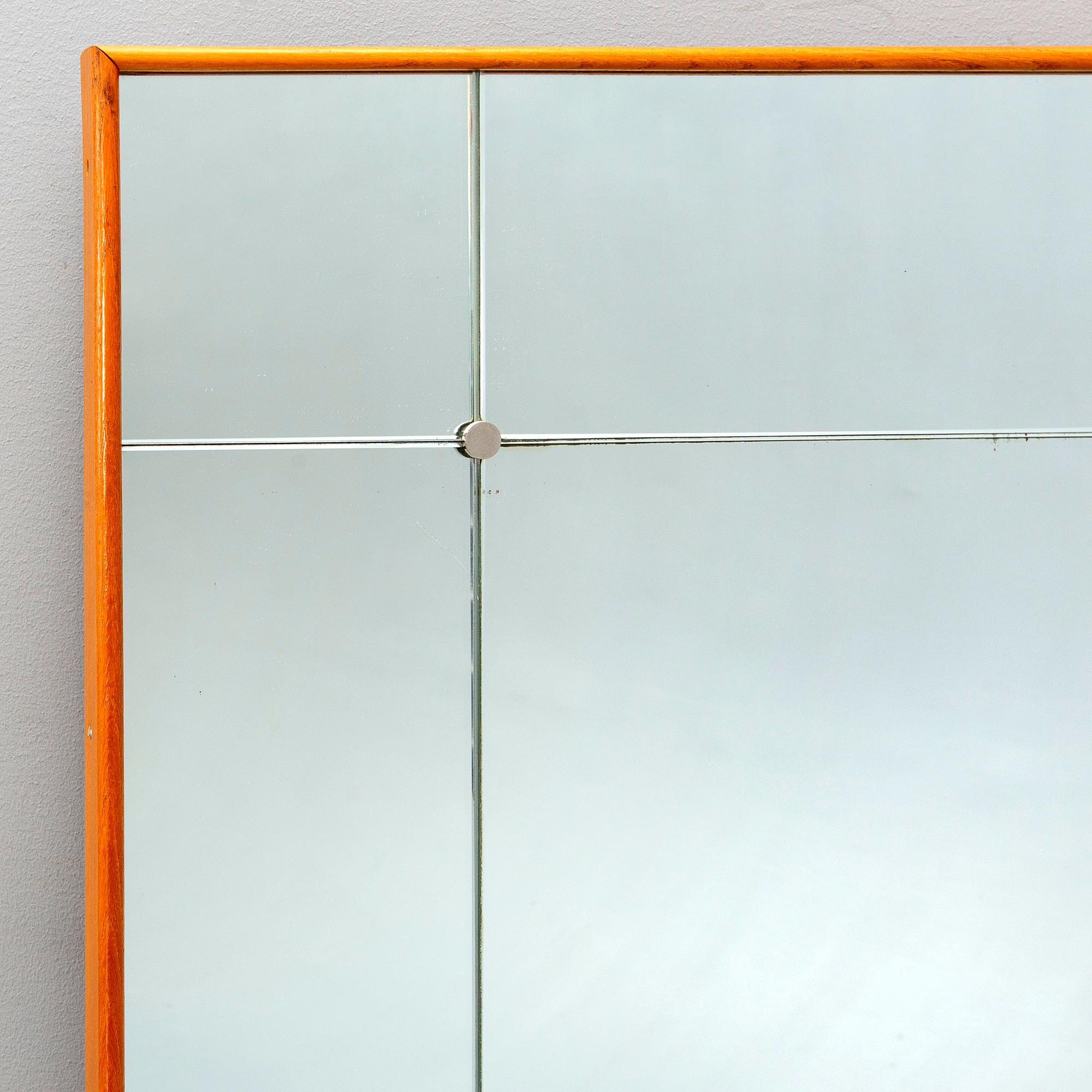 Spegel, S.S.F AA, 1950s-60s.