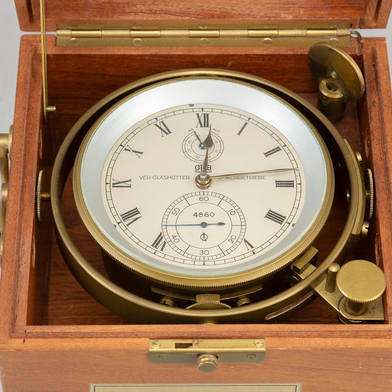 A ship chronometer, GUB VEB Glashütter Uhrenbetriebe, Germany, second half of the 20th century.