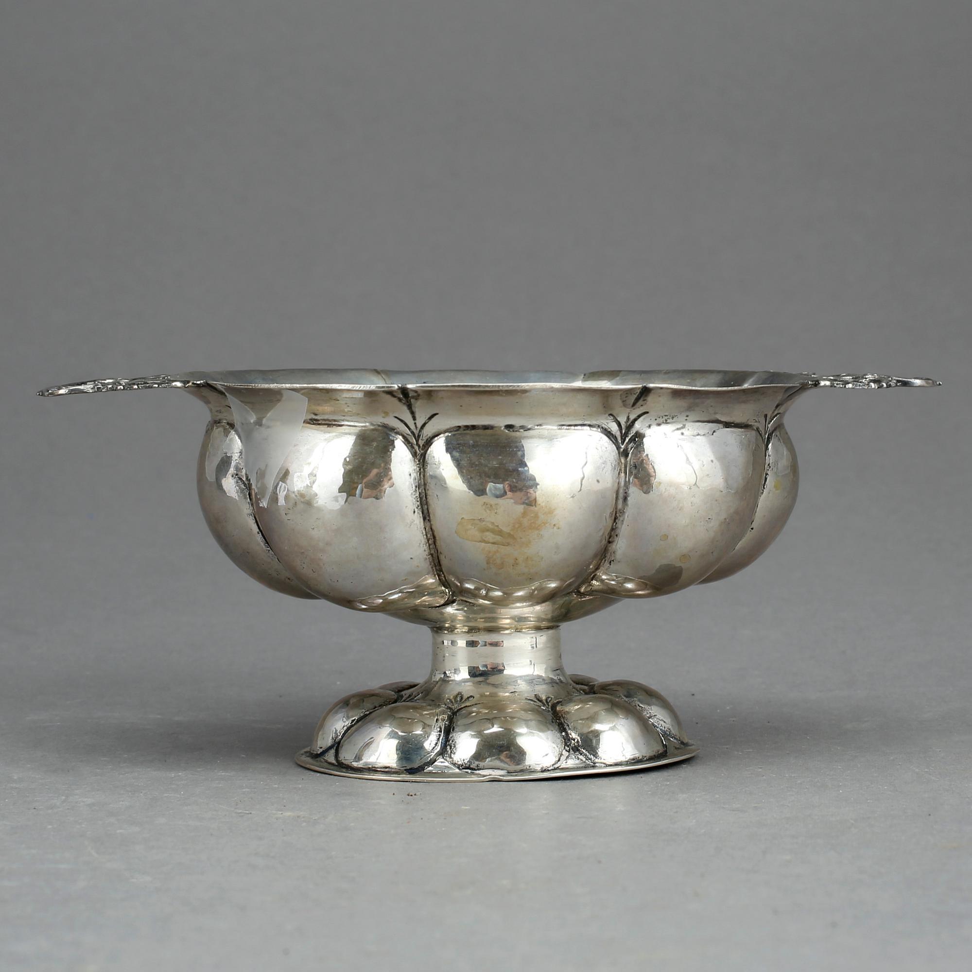 SKÅL PÅ FOT, silver, barockstil, sannolikt Tyskland, svenska importstämplar, 1900-tal. Vikt ca 147 gram.
