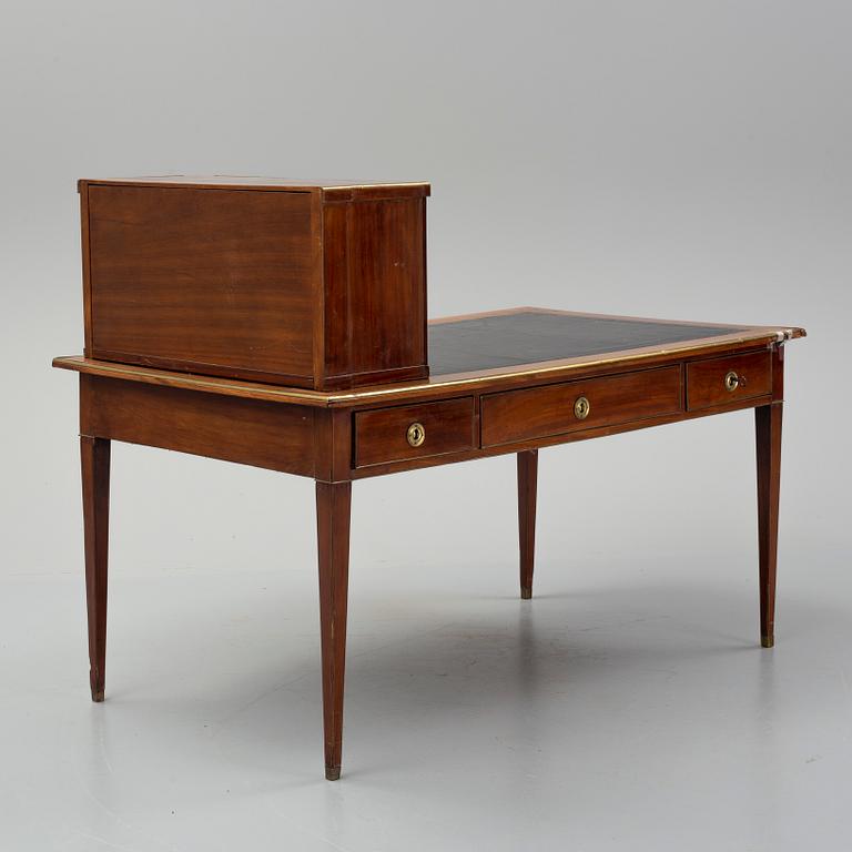 A late 18th century writing desk.