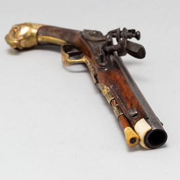 A Flintlock pistol circa 1800.