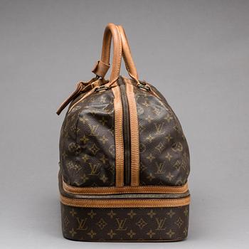 LOUIS VUITTON,