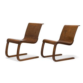 Alvar Aalto, Two 1930's '22' chairs for  O.Y. Huonekalu-ja Rakennustyötehdas A.B.