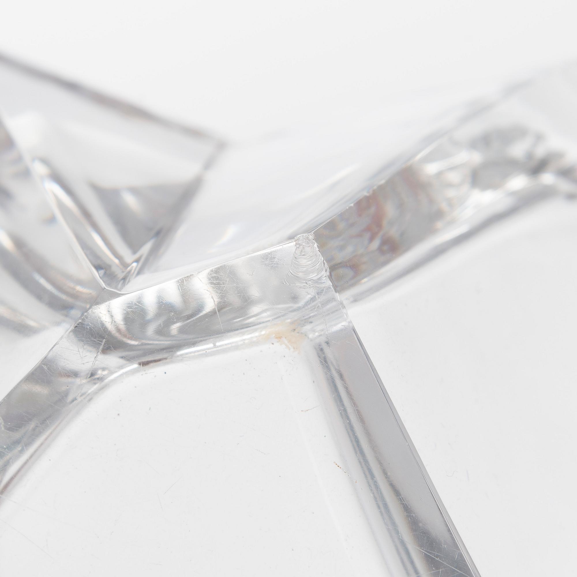 Tapio Wirkkala, Skål, "Jäänsärö", signerad Tapio Wirkkala.