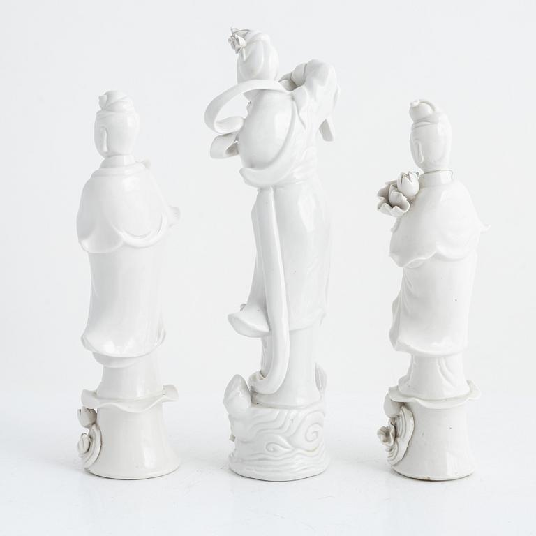 Three Bland de Chine Guanyins, China, 20th century.