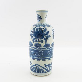 Vase China Kangxi (1662-1722) porcelain.