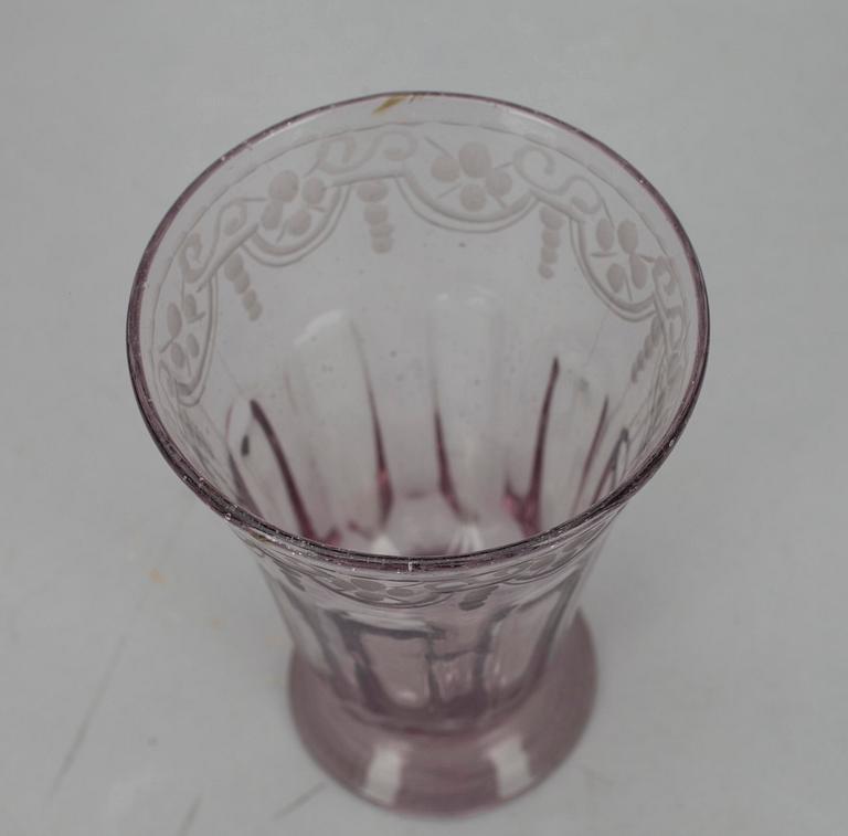 DRICKSGLAS, Ryssland 1700-talets mitt.