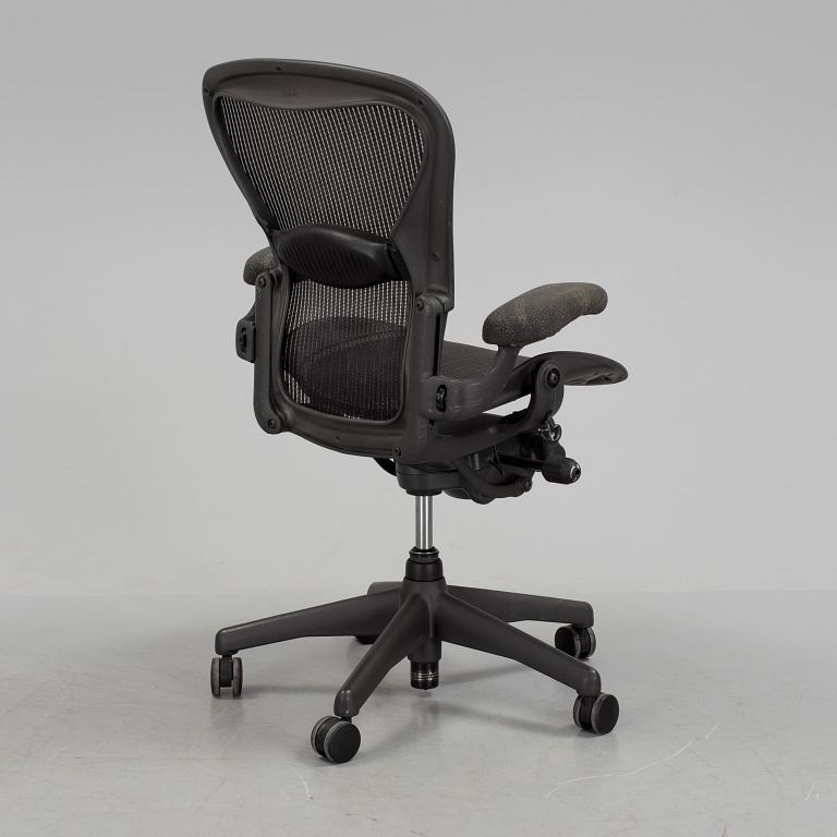 A "Aeron" office chair by Don Chadwick/ Bill Stumpf for Herman Miller, 20th/21st century.