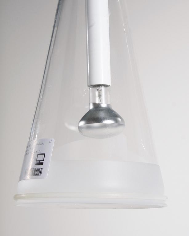 TAKARMATUR, glas. Design: Achille Castiglioni, Flos, Italien. Modell: Flos Fucsia 1.