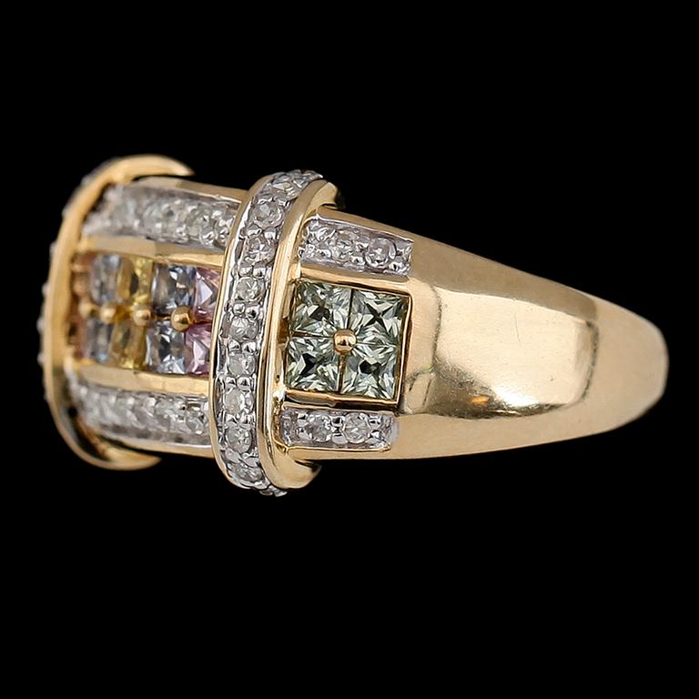 RING, 14K guld, safirer, diamanter tot ca 0.33 ct. Vikt ca 6 g.