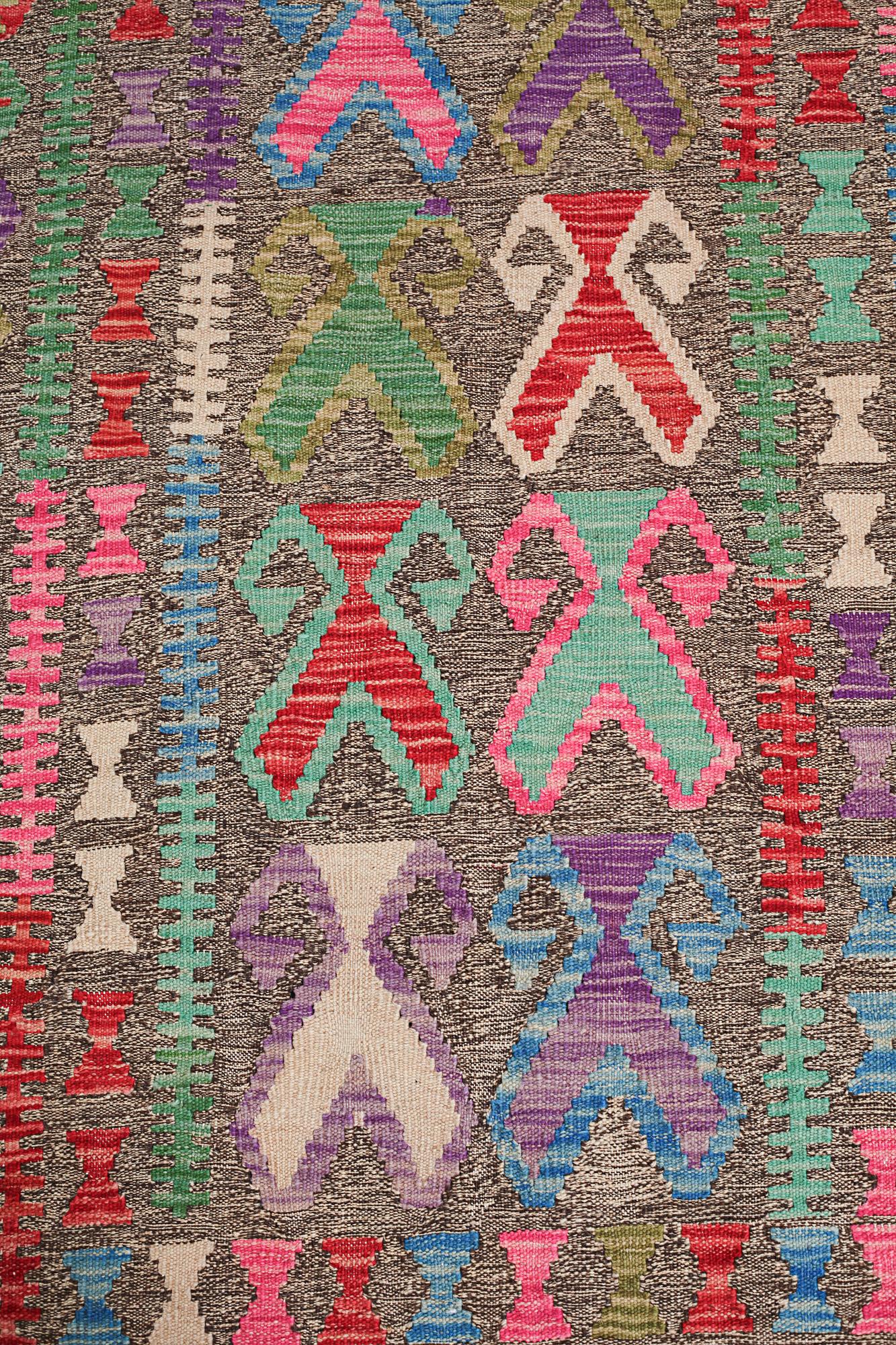 MATTA, kelim, 200 x 142 cm.