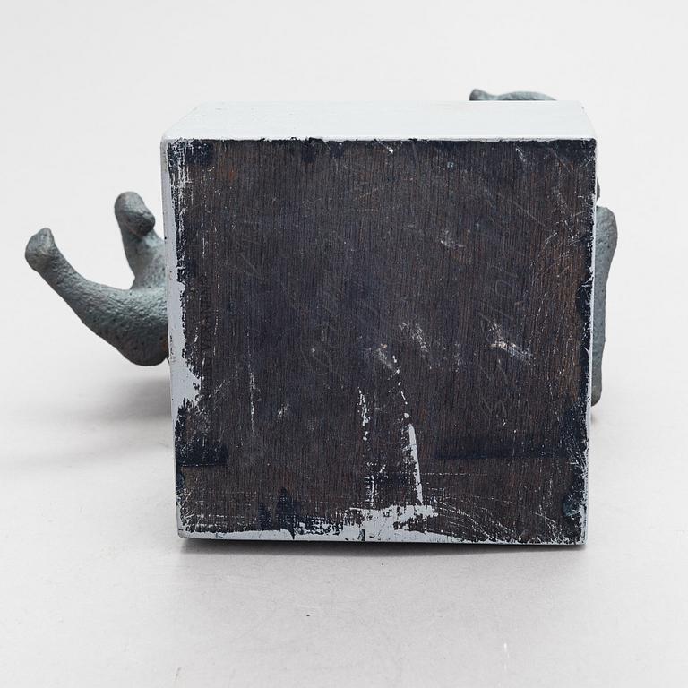 Raimo Veranen, sculpture, painted sandstorne, signed and dated -95.