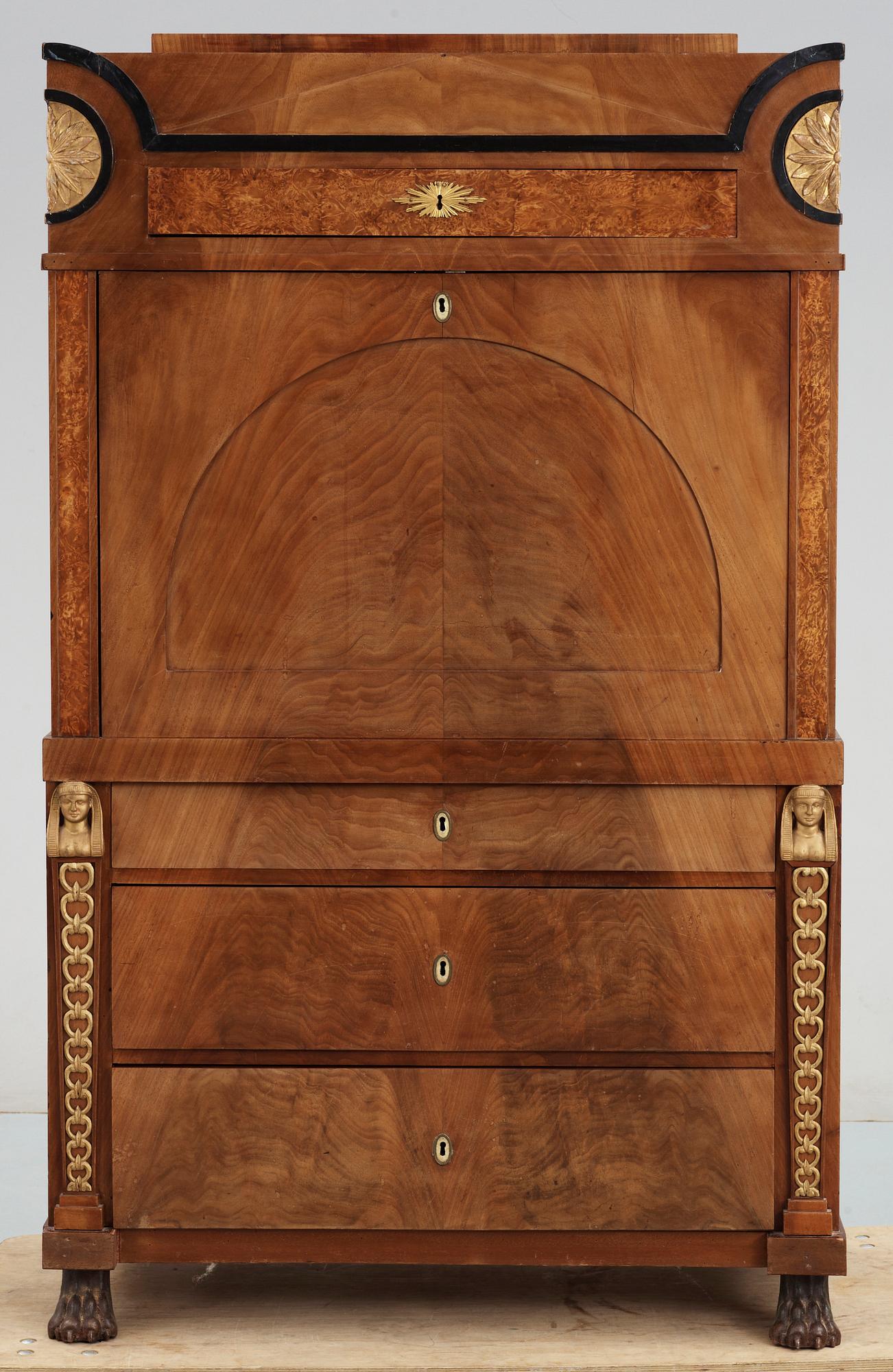 CHIFFONJE, empire, Tyskland 1800-talets första hälft.