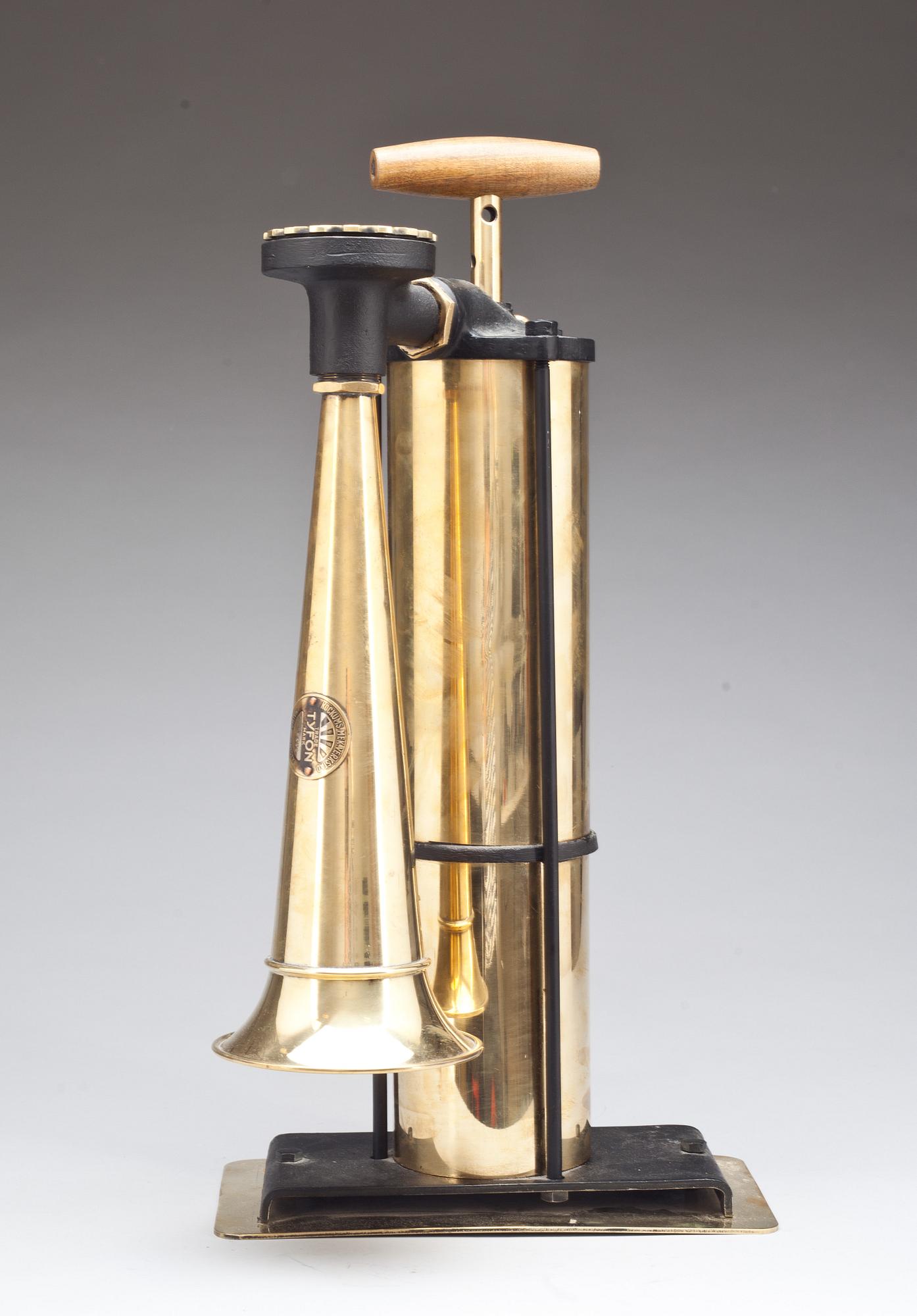 MISTLUR, "Tyfon", Kockums Verkstad, Malmö, 1900-talets första hälft.