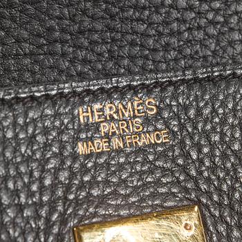 A bag "Birkin 40", by Hermès.