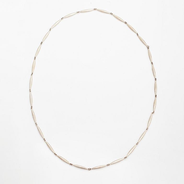 A sterling silver necklace. Lapponia 1995.