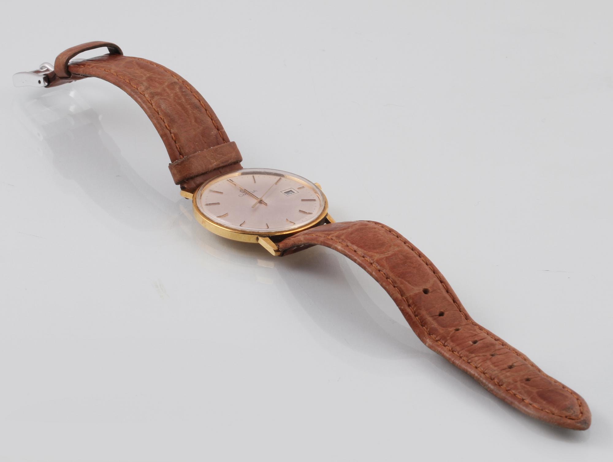 ARMBANDSUR, 18 k guld, Omega. total vikt 30 g.