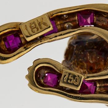 Hänge/brosch, panter, 18K guld, diamanter, rubiner och smaragder.
