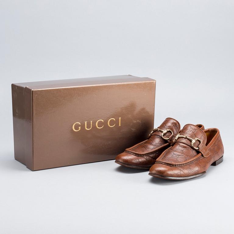 GUCCI,