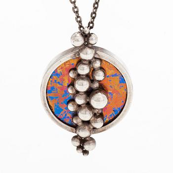 Nanny Still, halssmycke, titan, silver, Kultakeskus 1970-tal.