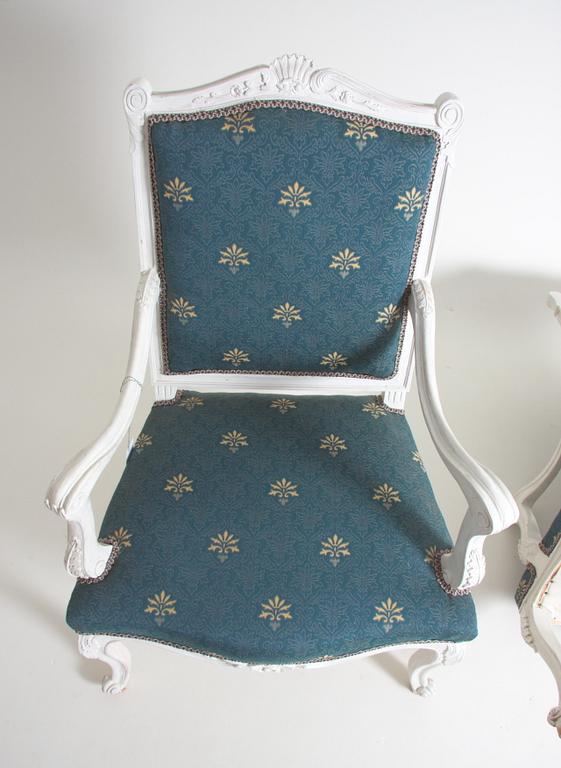 KARMSTOLAR, ett par, louis XV-stil.